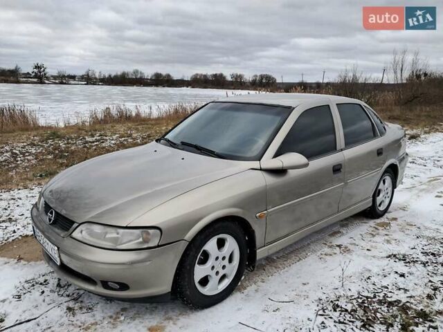 Сірий Опель Вектра, об'ємом двигуна 1.6 л та пробігом 275 тис. км за 2500 $, фото 3 на Automoto.ua