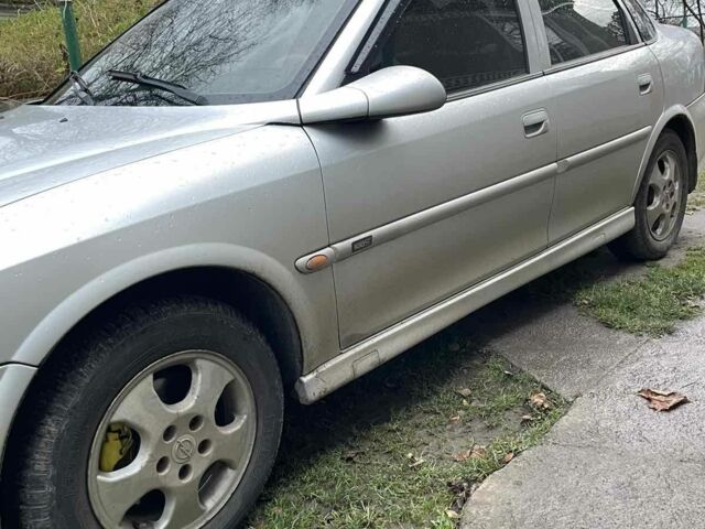 Серый Опель Вектра, объемом двигателя 1.8 л и пробегом 290 тыс. км за 2999 $, фото 2 на Automoto.ua