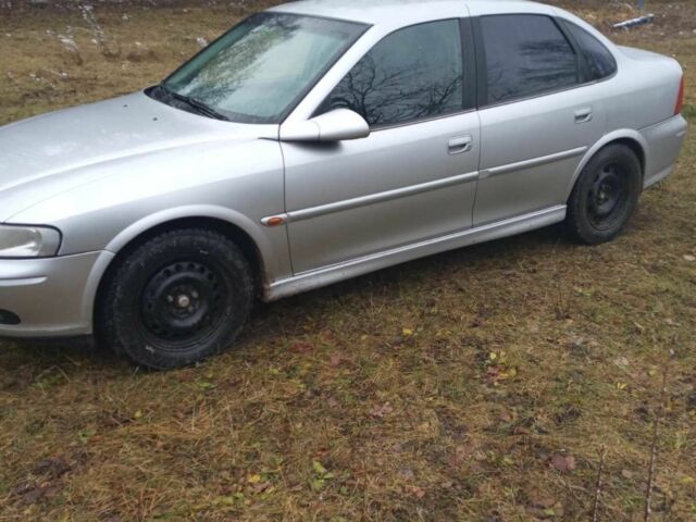 Сірий Опель Вектра, об'ємом двигуна 2 л та пробігом 334 тис. км за 2900 $, фото 4 на Automoto.ua