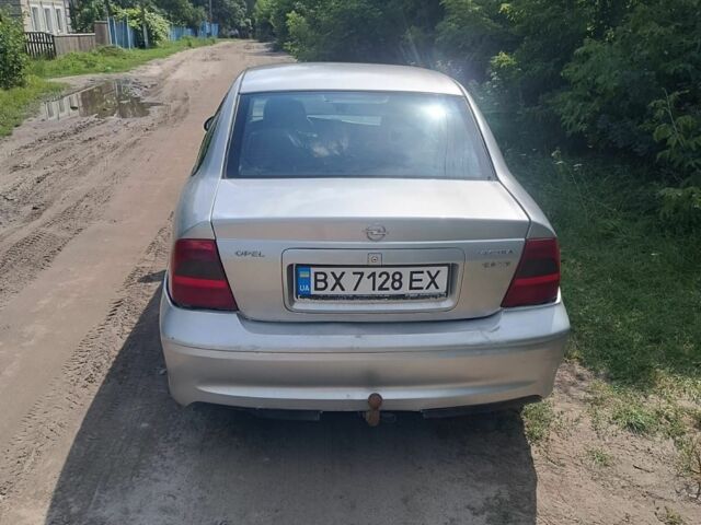 Сірий Опель Вектра, об'ємом двигуна 2 л та пробігом 330 тис. км за 1697 $, фото 2 на Automoto.ua