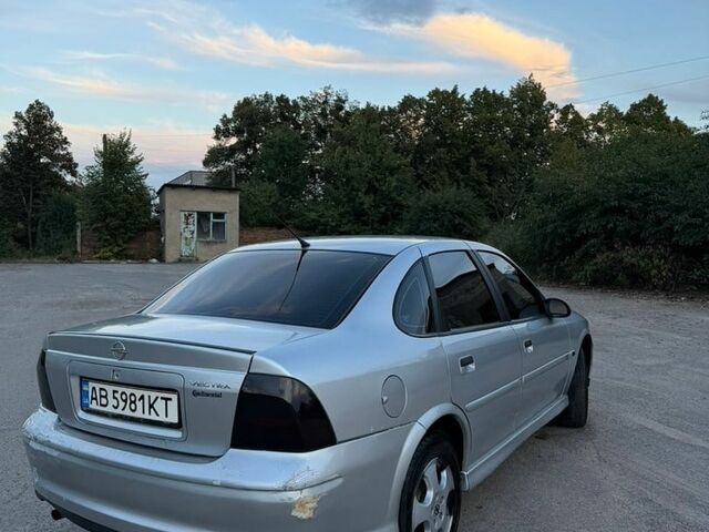 Сірий Опель Вектра, об'ємом двигуна 1.6 л та пробігом 500 тис. км за 1800 $, фото 6 на Automoto.ua