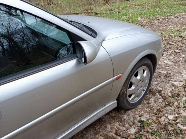 Сірий Опель Вектра, об'ємом двигуна 2 л та пробігом 336 тис. км за 2300 $, фото 4 на Automoto.ua