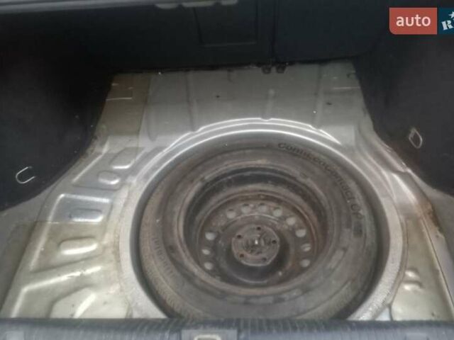 Сірий Опель Вектра, об'ємом двигуна 1.9 л та пробігом 284 тис. км за 2500 $, фото 4 на Automoto.ua