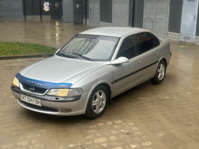 Серый Опель Вектра, объемом двигателя 1.8 л и пробегом 242 тыс. км за 1999 $, фото 3 на Automoto.ua