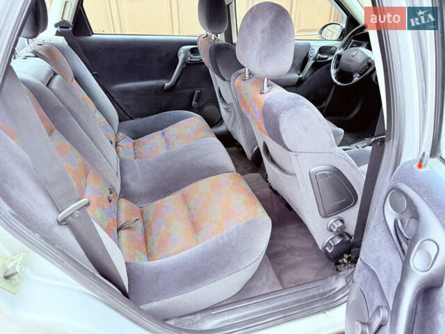 Сірий Опель Вектра, об'ємом двигуна 1.8 л та пробігом 195 тис. км за 3450 $, фото 15 на Automoto.ua