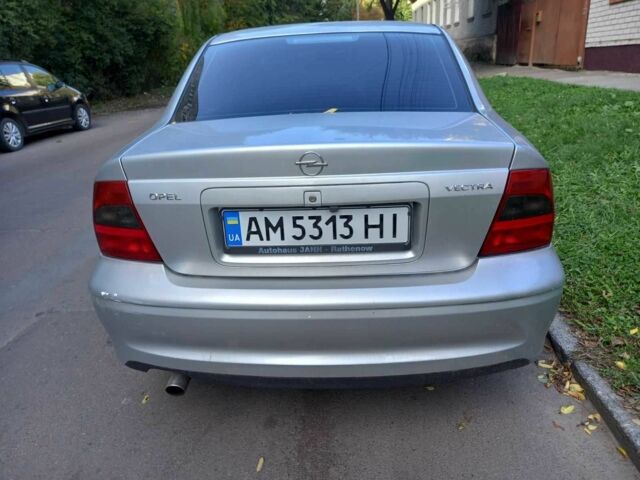 Сірий Опель Вектра, об'ємом двигуна 1.6 л та пробігом 159 тис. км за 3000 $, фото 11 на Automoto.ua