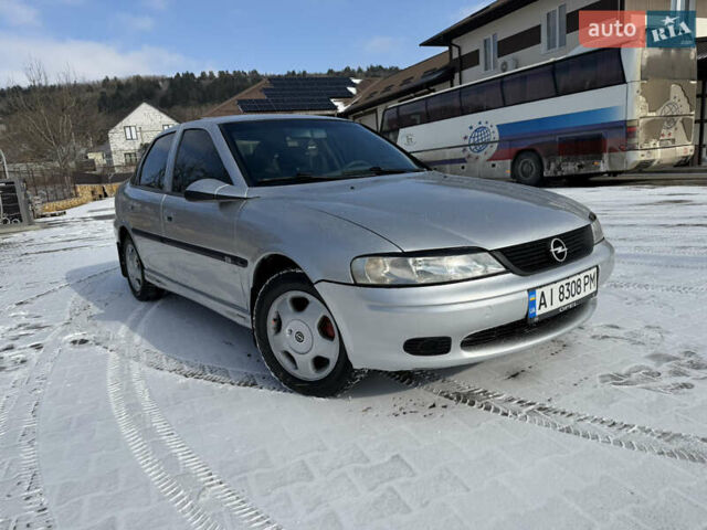 Серый Опель Вектра, объемом двигателя 1.79 л и пробегом 384 тыс. км за 2650 $, фото 20 на Automoto.ua