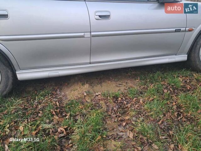 Серый Опель Вектра, объемом двигателя 1.6 л и пробегом 194 тыс. км за 3799 $, фото 3 на Automoto.ua