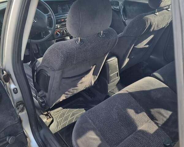 Сірий Опель Вектра, об'ємом двигуна 2 л та пробігом 262 тис. км за 3200 $, фото 5 на Automoto.ua
