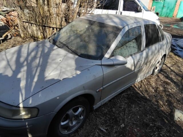 Сірий Опель Вектра, об'ємом двигуна 1.8 л та пробігом 370 тис. км за 1000 $, фото 2 на Automoto.ua