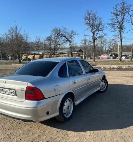 Сірий Опель Вектра, об'ємом двигуна 1.6 л та пробігом 330 тис. км за 2250 $, фото 1 на Automoto.ua