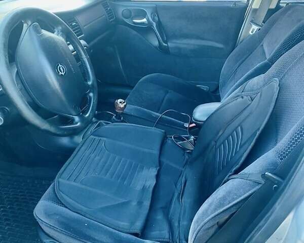 Сірий Опель Вектра, об'ємом двигуна 2 л та пробігом 420 тис. км за 2400 $, фото 4 на Automoto.ua