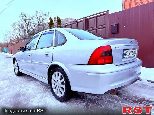 Серый Опель Вектра, объемом двигателя 1.8 л и пробегом 198 тыс. км за 3450 $, фото 2 на Automoto.ua