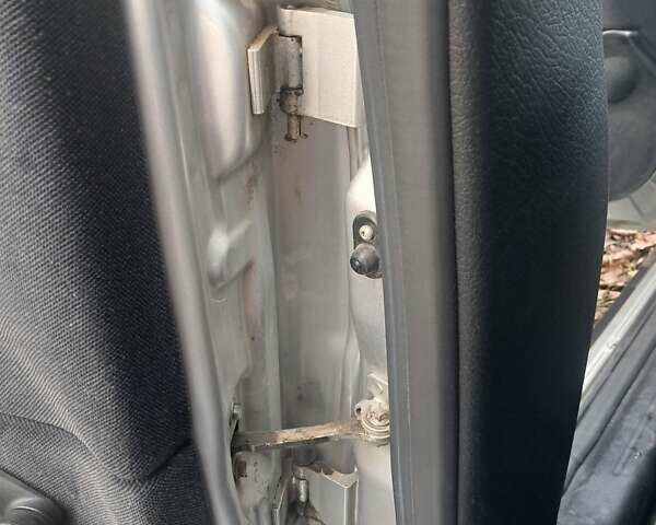 Серый Опель Вектра, объемом двигателя 1.6 л и пробегом 194 тыс. км за 3799 $, фото 13 на Automoto.ua