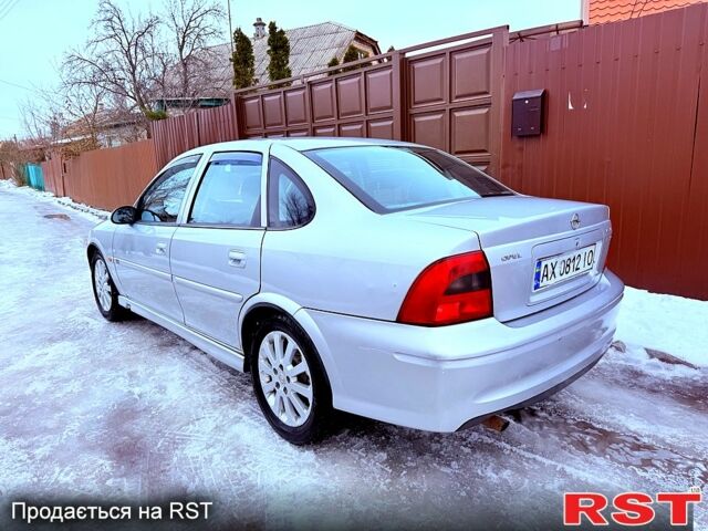 Серый Опель Вектра, объемом двигателя 1.8 л и пробегом 198 тыс. км за 3450 $, фото 3 на Automoto.ua