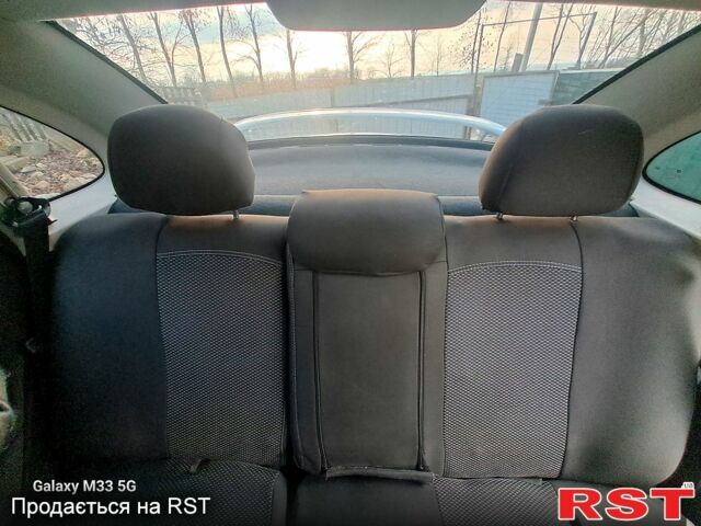 Серый Опель Вектра, объемом двигателя 1.6 л и пробегом 194 тыс. км за 3600 $, фото 5 на Automoto.ua