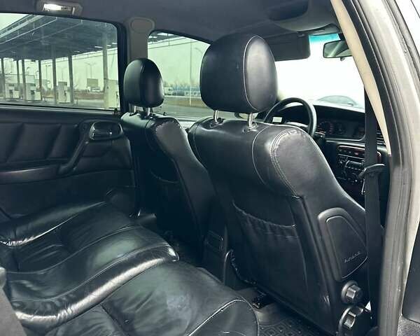 Сірий Опель Вектра, об'ємом двигуна 1.8 л та пробігом 390 тис. км за 3300 $, фото 13 на Automoto.ua