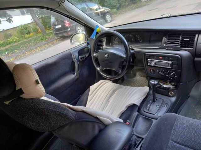 Сірий Опель Вектра, об'ємом двигуна 1.6 л та пробігом 159 тис. км за 3000 $, фото 8 на Automoto.ua