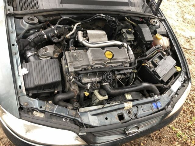 Серый Опель Вектра, объемом двигателя 2 л и пробегом 385 тыс. км за 2063 $, фото 5 на Automoto.ua