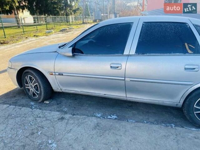 Сірий Опель Вектра, об'ємом двигуна 2 л та пробігом 420 тис. км за 2400 $, фото 3 на Automoto.ua