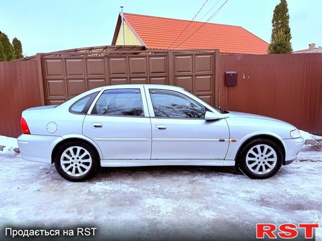 Серый Опель Вектра, объемом двигателя 1.8 л и пробегом 198 тыс. км за 3450 $, фото 8 на Automoto.ua