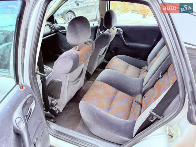 Сірий Опель Вектра, об'ємом двигуна 1.8 л та пробігом 195 тис. км за 3450 $, фото 14 на Automoto.ua