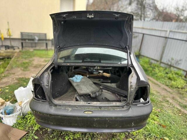 Серый Опель Вектра, объемом двигателя 2 л и пробегом 1000 тыс. км за 1000 $, фото 10 на Automoto.ua