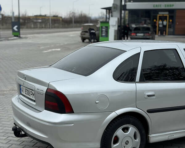 Серый Опель Вектра, объемом двигателя 1.79 л и пробегом 383 тыс. км за 2650 $, фото 15 на Automoto.ua