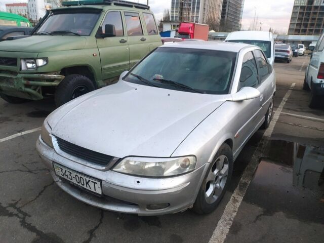 Сірий Опель Вектра, об'ємом двигуна 0 л та пробігом 254 тис. км за 650 $, фото 1 на Automoto.ua