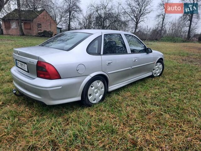 Сірий Опель Вектра, об'ємом двигуна 1.6 л та пробігом 280 тис. км за 3800 $, фото 1 на Automoto.ua