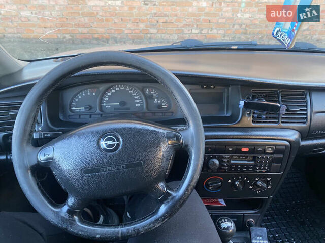 Сірий Опель Вектра, об'ємом двигуна 2.2 л та пробігом 312 тис. км за 2500 $, фото 17 на Automoto.ua