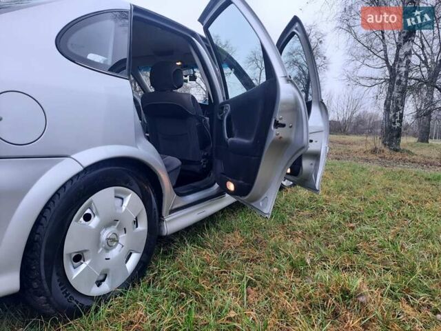 Сірий Опель Вектра, об'ємом двигуна 1.6 л та пробігом 280 тис. км за 3800 $, фото 9 на Automoto.ua