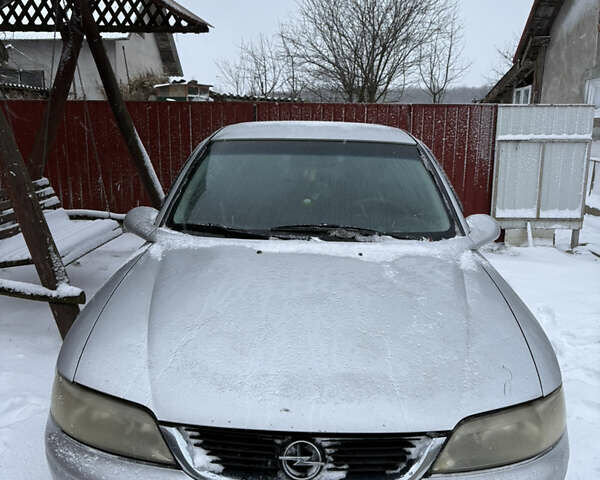 Серый Опель Вектра, объемом двигателя 1.99 л и пробегом 338 тыс. км за 2650 $, фото 1 на Automoto.ua