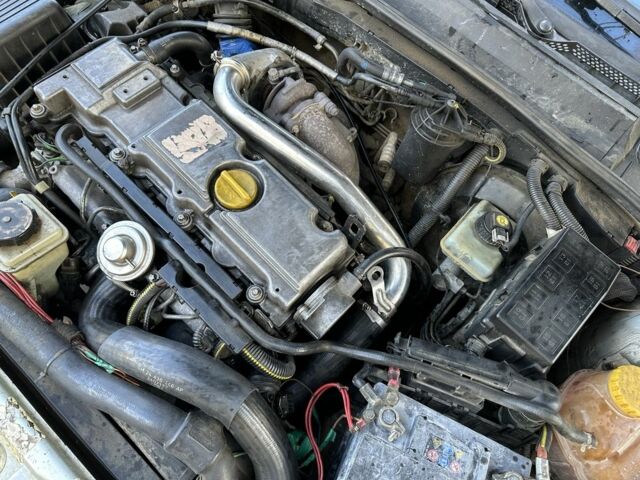 Опель Вектра 2001 в Жовкве на Automoto.ua Серый Опель Вектра, объемом двигателя 2.2 л и пробегом 270 тыс. км за 1200 $, фото 20 на Automoto.ua