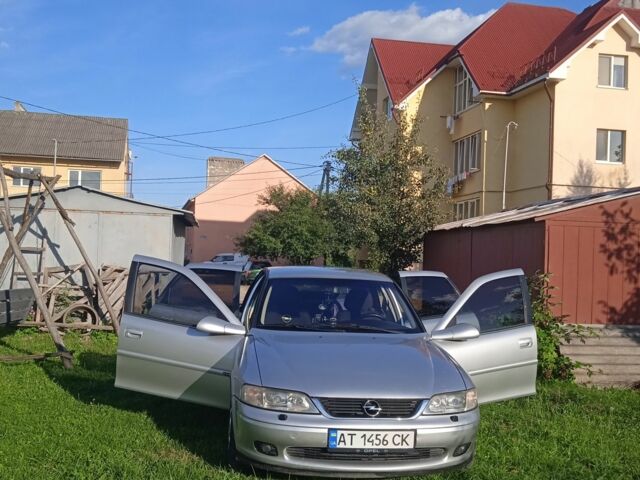 Серый Опель Вектра, объемом двигателя 2 л и пробегом 293 тыс. км за 2890 $, фото 15 на Automoto.ua