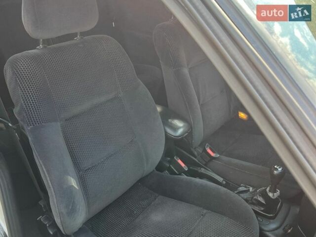 Серый Опель Вектра, объемом двигателя 1.8 л и пробегом 200 тыс. км за 3000 $, фото 12 на Automoto.ua