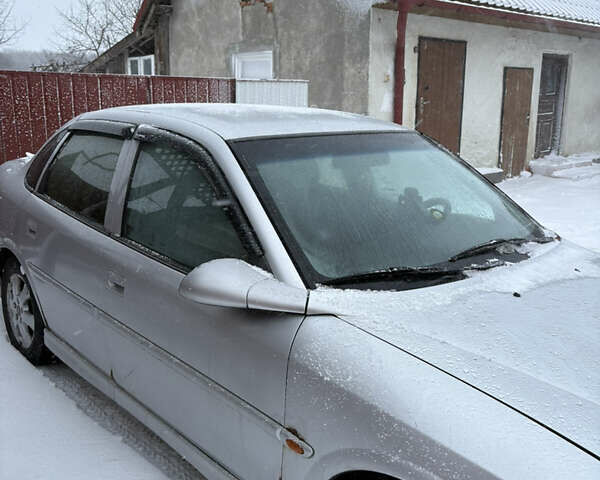 Серый Опель Вектра, объемом двигателя 1.99 л и пробегом 338 тыс. км за 2650 $, фото 2 на Automoto.ua