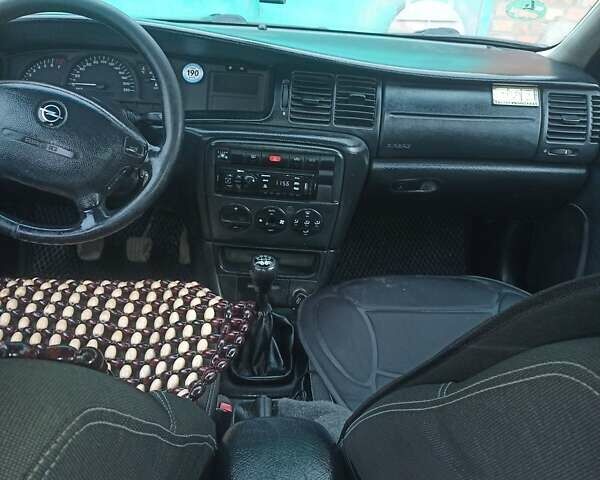 Сірий Опель Вектра, об'ємом двигуна 1.8 л та пробігом 227 тис. км за 4000 $, фото 8 на Automoto.ua