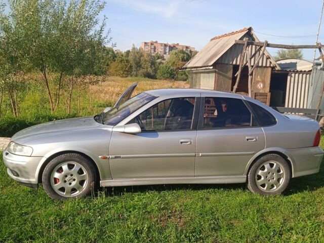 Серый Опель Вектра, объемом двигателя 2 л и пробегом 293 тыс. км за 2890 $, фото 2 на Automoto.ua