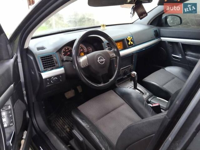 Серый Опель Вектра, объемом двигателя 2.17 л и пробегом 100 тыс. км за 3500 $, фото 1 на Automoto.ua