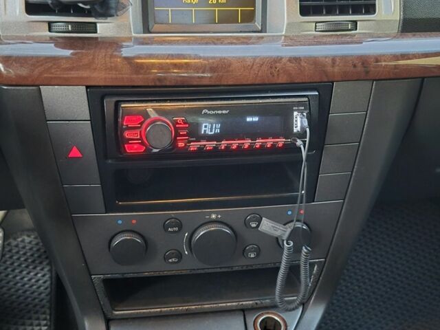 Опель Вектра 2002 в Львове на Automoto.ua Серый Опель Вектра, объемом двигателя 2.2 л и пробегом 455 тыс. км за 3900 $, фото 11 на Automoto.ua