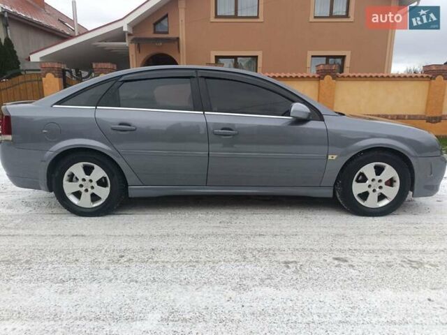Сірий Опель Вектра, об'ємом двигуна 2.2 л та пробігом 318 тис. км за 4200 $, фото 25 на Automoto.ua