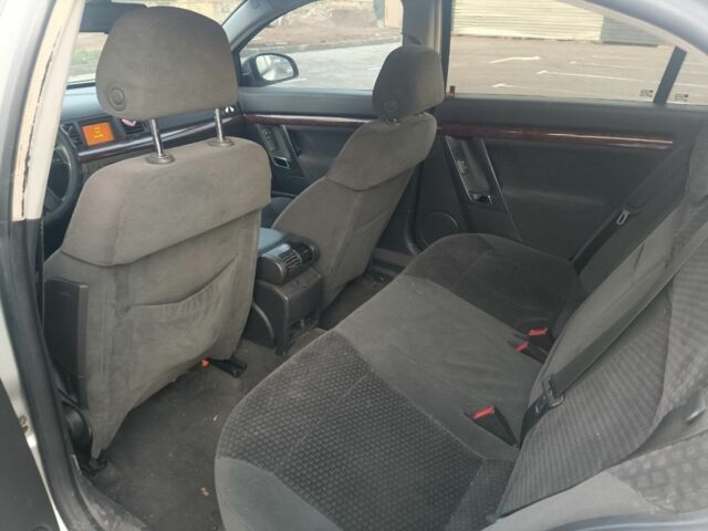 Сірий Опель Вектра, об'ємом двигуна 2.2 л та пробігом 200 тис. км за 1450 $, фото 5 на Automoto.ua