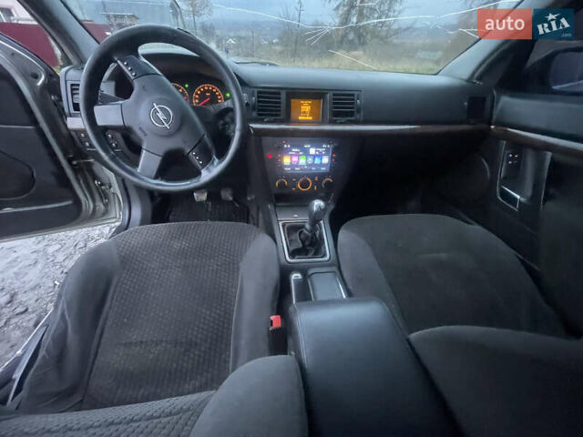 Сірий Опель Вектра, об'ємом двигуна 2 л та пробігом 330 тис. км за 2999 $, фото 20 на Automoto.ua