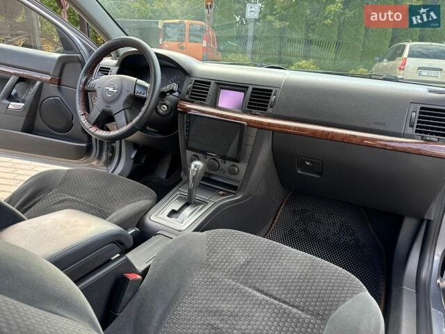 Сірий Опель Вектра, об'ємом двигуна 2.17 л та пробігом 349 тис. км за 2950 $, фото 27 на Automoto.ua