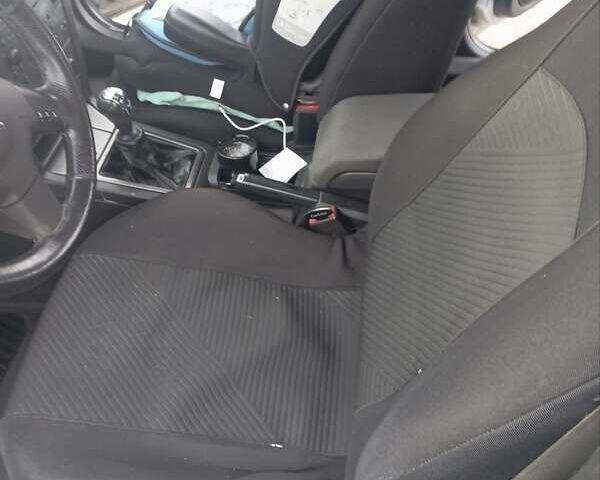 Сірий Опель Вектра, об'ємом двигуна 2 л та пробігом 292 тис. км за 4100 $, фото 4 на Automoto.ua