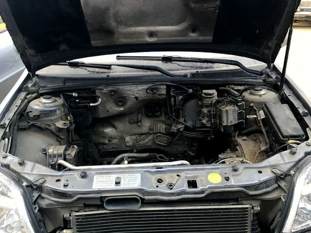 Серый Опель Вектра, объемом двигателя 2.2 л и пробегом 380 тыс. км за 2300 $, фото 5 на Automoto.ua