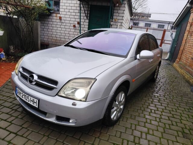 Сірий Опель Вектра, об'ємом двигуна 2.2 л та пробігом 350 тис. км за 3455 $, фото 13 на Automoto.ua