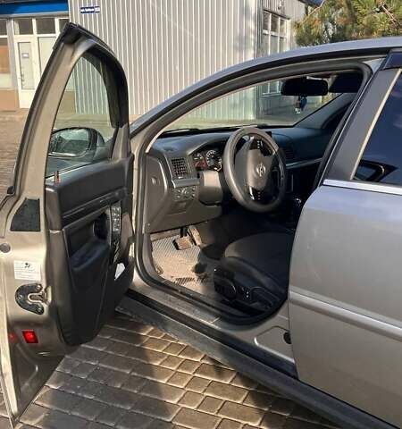 Сірий Опель Вектра, об'ємом двигуна 2.2 л та пробігом 264 тис. км за 4300 $, фото 6 на Automoto.ua