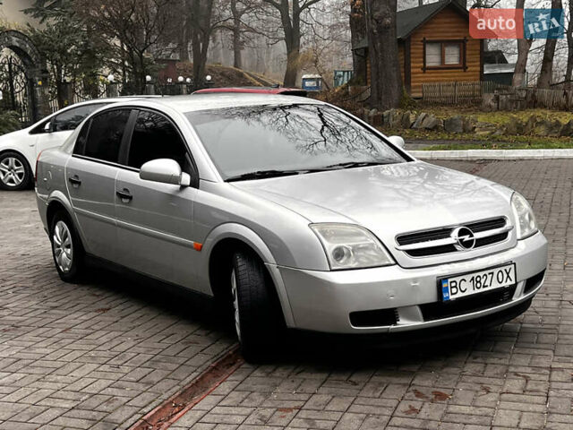Серый Опель Вектра, объемом двигателя 1.8 л и пробегом 355 тыс. км за 3350 $, фото 2 на Automoto.ua